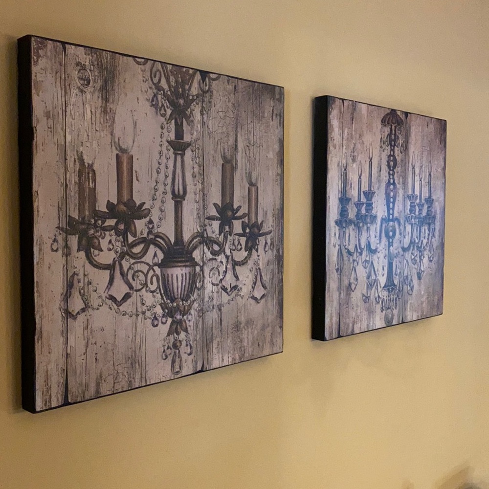 Set of two chandelier wall hangings